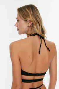 TRENDYOLMİLLA Black tunnelled Strapless Covered Bikini Top - Image 12