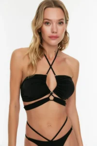 TRENDYOLMİLLA Black tunnelled Strapless Covered Bikini Top - Image 7