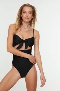 TRENDYOLMİLLA Black Cut Out Detailed Strapless Covered Regular Swimsuit - Image 3
