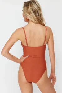 TRENDYOLMİLLA Brick Rejection Cut Out Detailed Strapless Covered Regular Swimsuit - Image 6