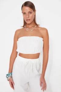 TRENDYOLMİLLA beachwear White Weaving Shirred Blouse-Pants Set - Image 2