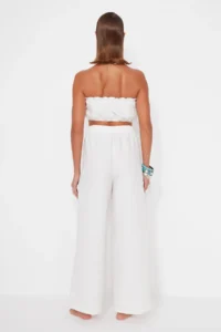 TRENDYOLMİLLA beachwear White Weaving Shirred Blouse-Pants Set - Image 6