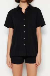 TRENDYOLMİLLA Black Weaving Beach Shirt Shorts Set - Image 4