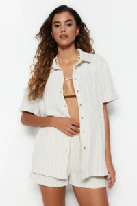 TRENDYOLMİLLA Ecru Weaving Beach Shirt Shorts Set - Image 4