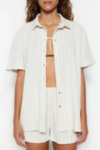 TRENDYOLMİLLA Ecru Weaving Beach Shirt Shorts Set - Image 5