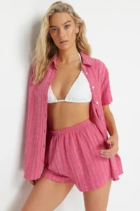 TRENDYOLMİLLA Fuchsia Weaving Beach Shirt Shorts Set - Image 3
