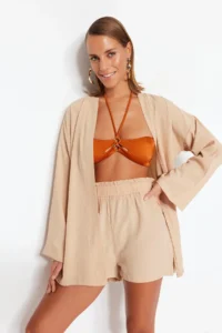 TRENDYOLMİLLA beachwear Beige Weaving High Waist Mini Kimono-Shorts Set