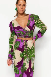 TRENDYOLMİLLA Tropical Patterned Weaving Beach High Waist Blouse-Pants Set - Image 3