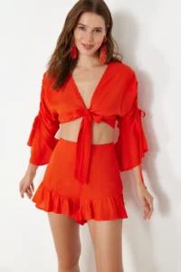 TRENDYOLMİLLA Rejection Weaving Frilly Beach Blouse-Skirt Set - Image 2