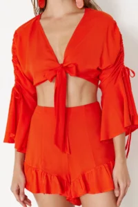 TRENDYOLMİLLA Rejection Weaving Frilly Beach Blouse-Skirt Set - Image 4