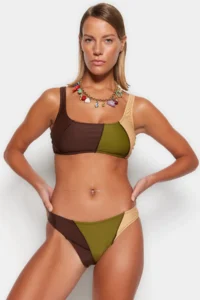 TRENDYOLMİLLA Green-Kahve Colour Block Normal Hem Bikini Bottom - Image 3