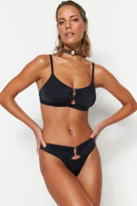 TRENDYOLMİLLA Black with accessories High Leg Bikini Bottom