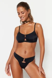 TRENDYOLMİLLA Black with accessories High Leg Bikini Bottom - Image 3