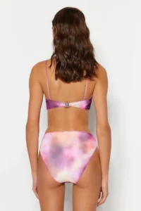 TRENDYOLMİLLA Gradient Patterned Mesh Detailed High Waist High Leg Bikini Bottom - Image 6