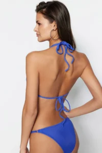 TRENDYOLMİLLA Saks Blue Piped Triangle Covered Bikini Top - Image 6