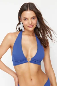 TRENDYOLMİLLA Saks Blue with accessories Triangle Covered Bikini Top - Image 2