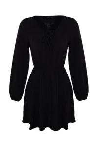 TRENDYOLMİLLA Black Weaving Binding Detailed Beach Mini Dress - Image 12