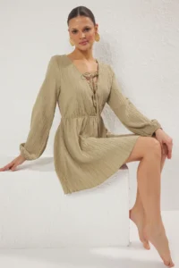 TRENDYOLMİLLA Khaki Weaving Binding Detailed Beach Mini Dress - Image 2