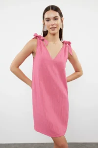 TRENDYOLMİLLA beachwear Fuchsia Weaving Binding Detailed Mini Dress