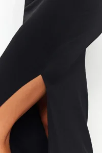 TRENDYOLMİLLA beachwear Black Knitting Low-cut back Maxi Dress - Image 4
