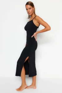 TRENDYOLMİLLA beachwear Black Knitting Low-cut back Maxi Dress - Image 6