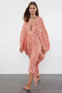 TRENDYOLMİLLA Floral Wide Pattern Maxi Weaving Ruffle / Drape Beach Dress - Image 2