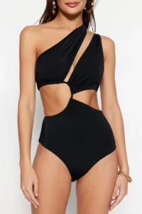 TRENDYOLMİLLA Black Tunnelated One Shoulder Covered Regular Swimsuit - Image 4