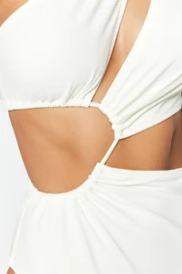 TRENDYOLMİLLA Ecru tunnelled One Shoulder Covered Regular Mayokini - Image 6