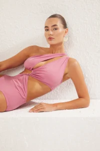 TRENDYOLMİLLA Pink tunnelled One Shoulder Covered Regular Mayokini - Image 2
