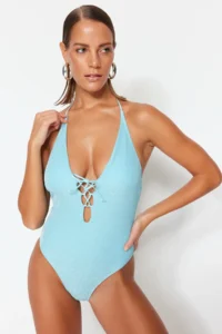 TRENDYOLMİLLA Mavi Derin Dekolteli Piped Simli Normal Hem Swimsuit - Image 2