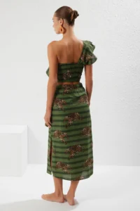 TRENDYOLMİLLA Leopard Patterned with flywheel One Shoulder 100% Cotton Blouse Skirt Beach Set - Image 5