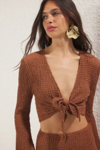 TRENDYOLMİLLA Light Brown textured Blouse Skirt Set - Image 2