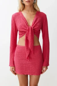 TRENDYOLMİLLA beachwear Fuchsia tied up textured Blouse Skirt Set - Image 4