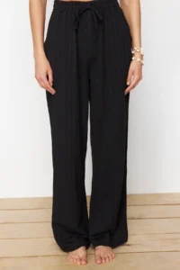 TRENDYOLMİLLA Black Weaving textured Blouse Pants Beach Set - Image 5