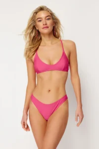 TRENDYOLMİLLA Fuchsia Regular Bikini Bottom