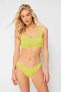 TRENDYOLMİLLA Green textured Regular Bikini Bottom - Image 5