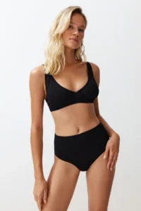 TRENDYOLMİLLA Black hipster High Waist Basic Bikini Bottom - Image 3
