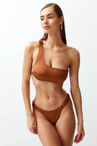 TRENDYOLMİLLA Brown Shirred brazilian Bikini Bottom - Image 3