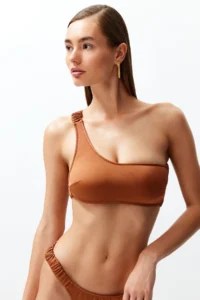 TRENDYOLMİLLA Brown Shirred brazilian Bikini Bottom - Image 5