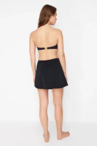 TRENDYOLMİLLA Black Skirt Regular Waist Bikini Bottom - Image 5