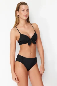 TRENDYOLMİLLA Black Drapeli hipster Regular Waist Bikini Bottom - Image 4