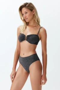 TRENDYOLMİLLA Black Simli with accessories Strapless Covered Regular High Waist Bikini Set - Image 3