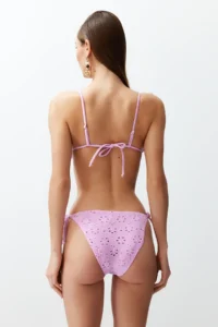 TRENDYOLMİLLA Pink textured Triangle tied up Regular Waist Regular Bikini Set - Image 6
