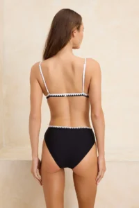 TRENDYOLMİLLA Black-White Embroidered Triangle Covered Regular High Waist Bikini Set - Image 4