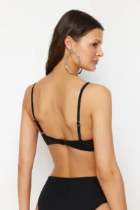 TRENDYOLMİLLA Black Gather Detailed balconette Covered Basic Bikini Top - Image 6