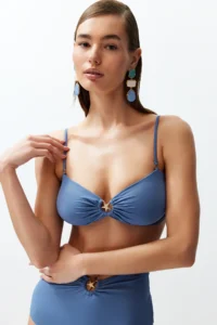 TRENDYOLMİLLA Mavi with accessories Strapless Covered Bikini Top - Image 3