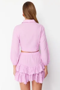 TRENDYOLMİLLA Pink Weaving Beach Crop Blouse - Image 5