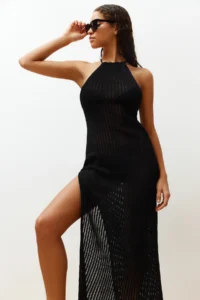 TRENDYOLMİLLA Black Fitted Maxi Knitwear Low-cut back Beach Dress