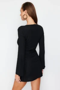 TRENDYOLMİLLA Black Weaving Binding Detailed Beach Mini Dress - Image 6
