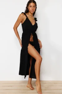 TRENDYOLMİLLA Black Weaving Frilly Maxi Beach Dress - Image 2